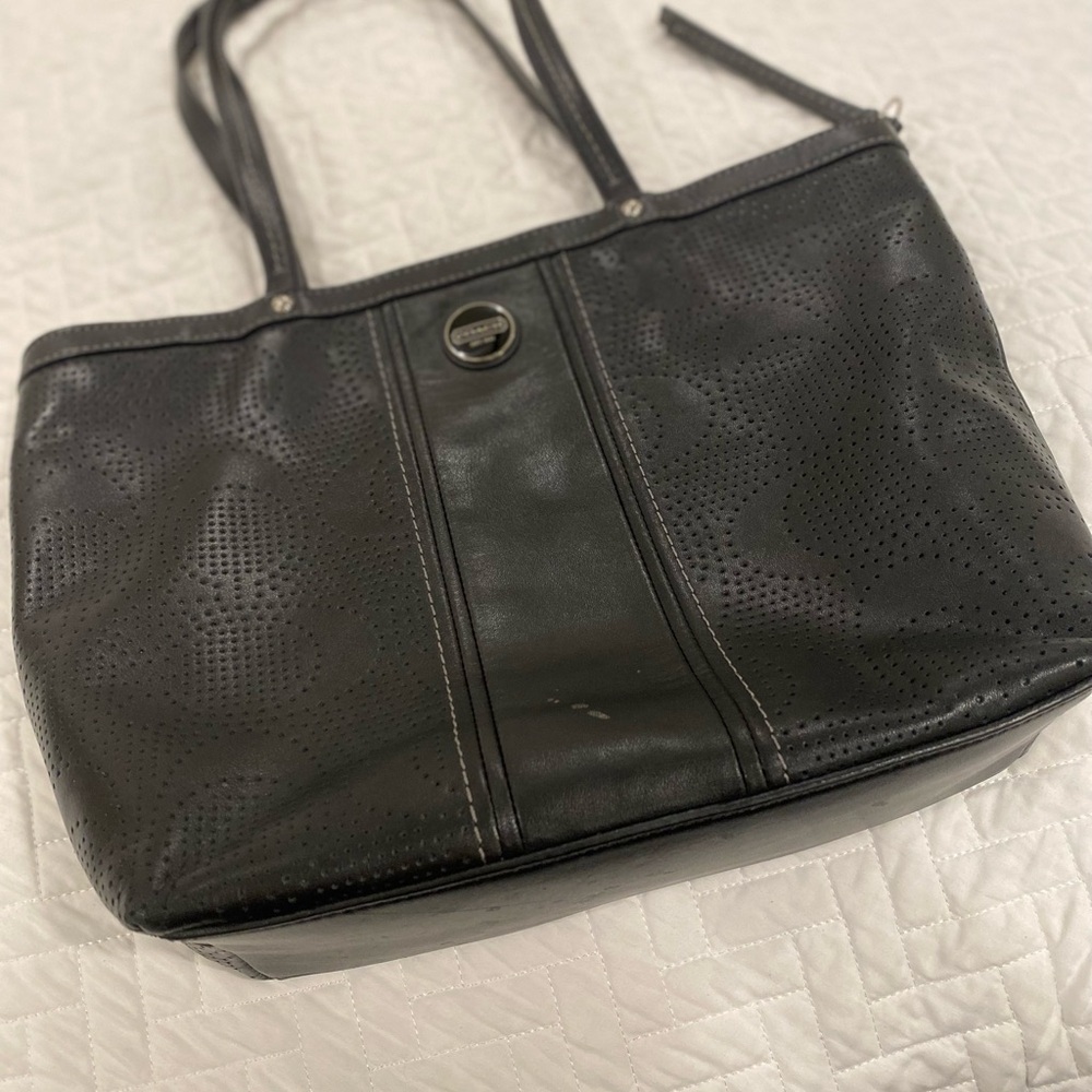 COACH LEATHER BLACK BAG